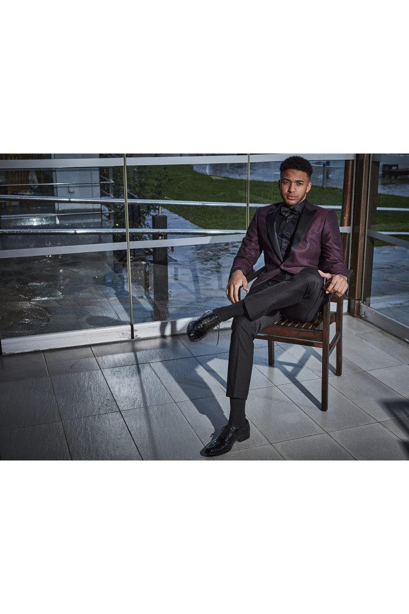 Bordowy smoking męski na ślub | Villaro