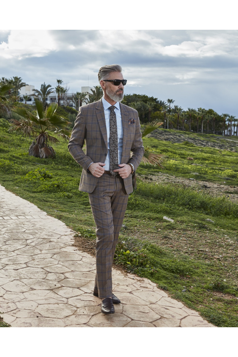 Brązowy jasny garnitur męski wzór kratka | Villaro