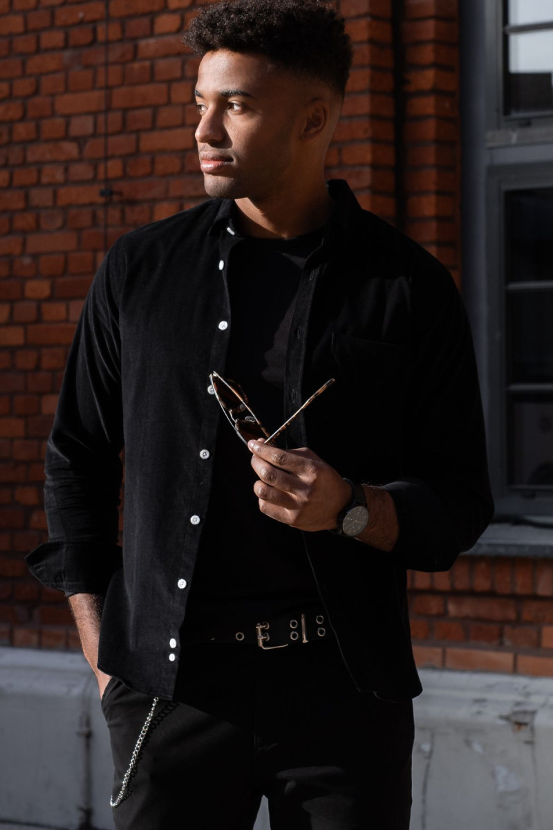 Czarna koszula męska sztruks | Villaro