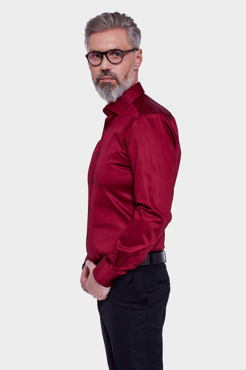 Satynowa tkanina koszuli Villaro – gładka i delikatna w dotyku