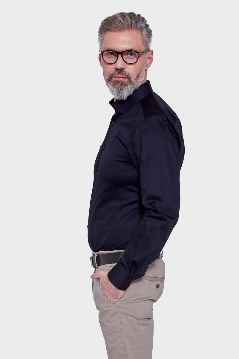 Granatowa koszula męska Villaro – widok z boku
