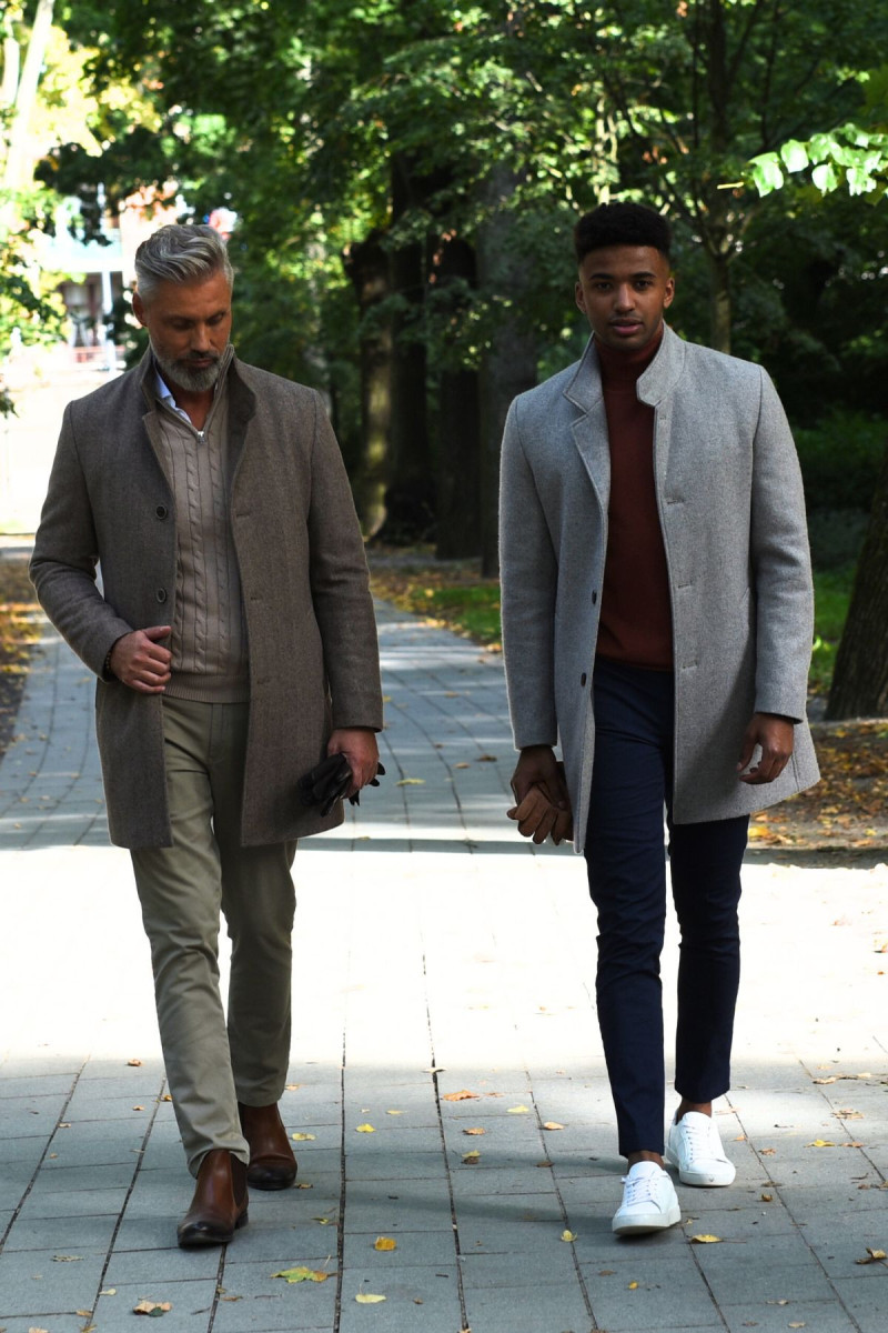 Beżowe Spodnie Męskie Chinosy