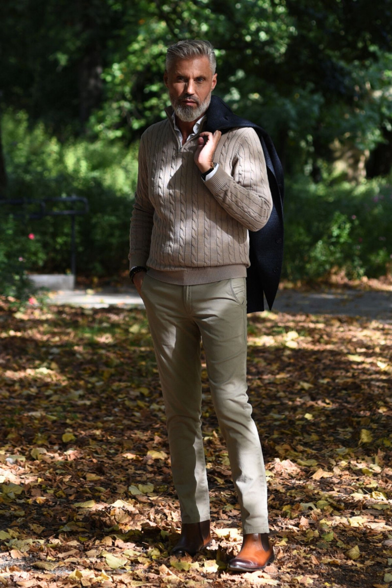 Beżowe Spodnie Męskie Chinosy