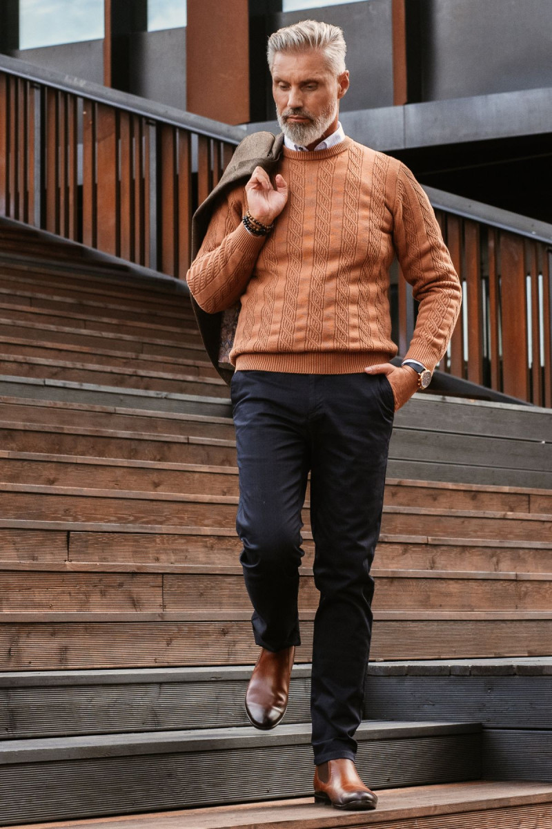 Stylowy ażurowy sweter męski Villaro