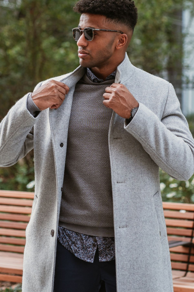 Beżowy sweter męski wełniany golf | Villaro