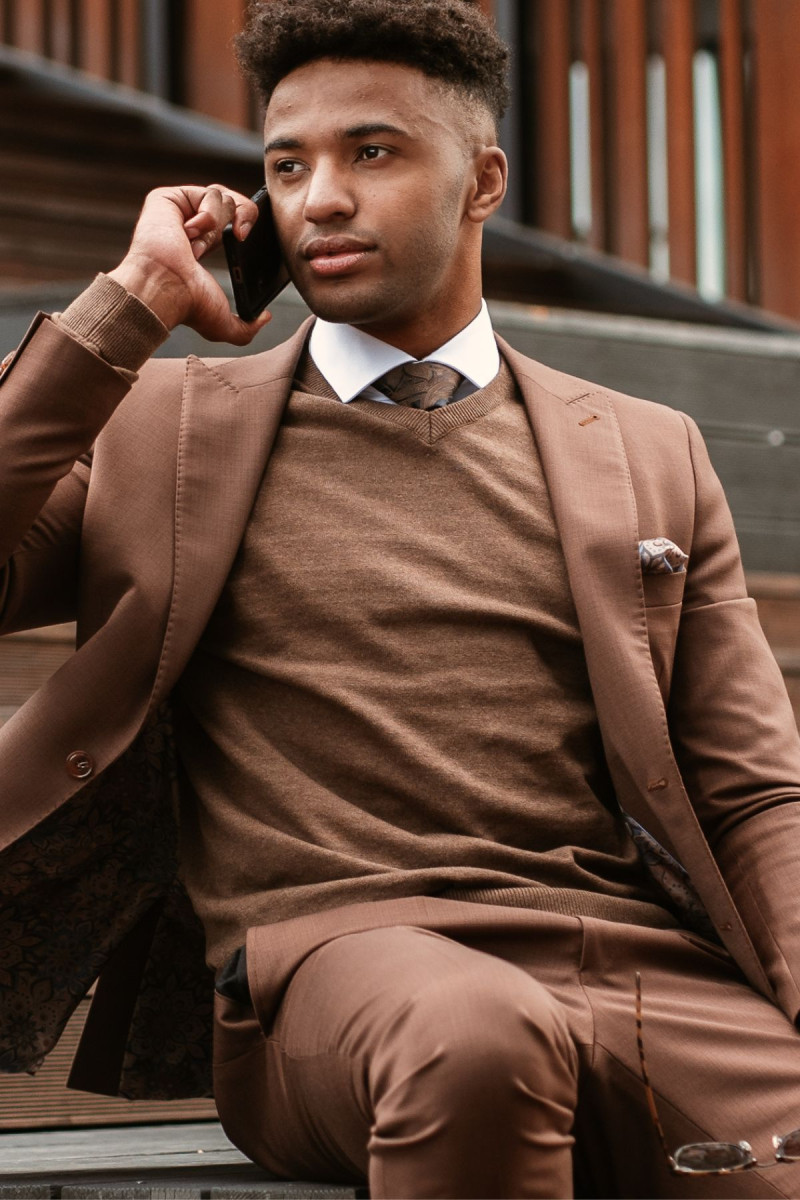 Brązowy garnitur męski | Villaro
