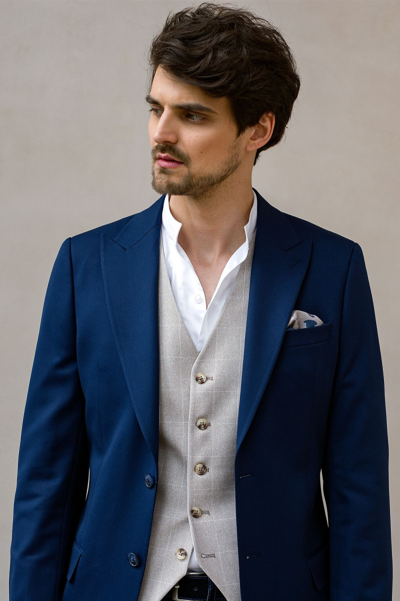 Granatowy garnitur męski 4 way stretch | Villaro