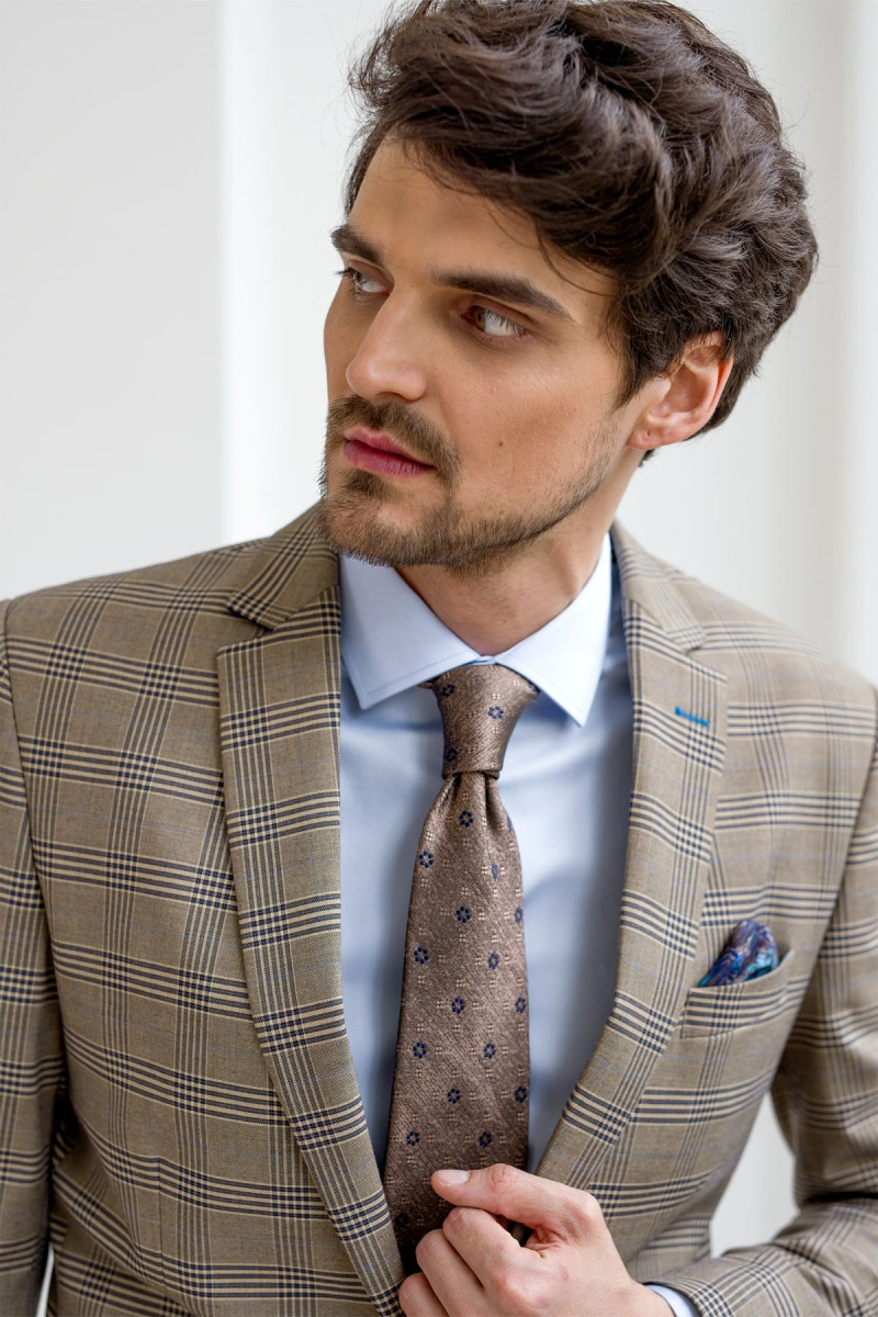 Beżowy garnitur męski wzór krata | Villaro