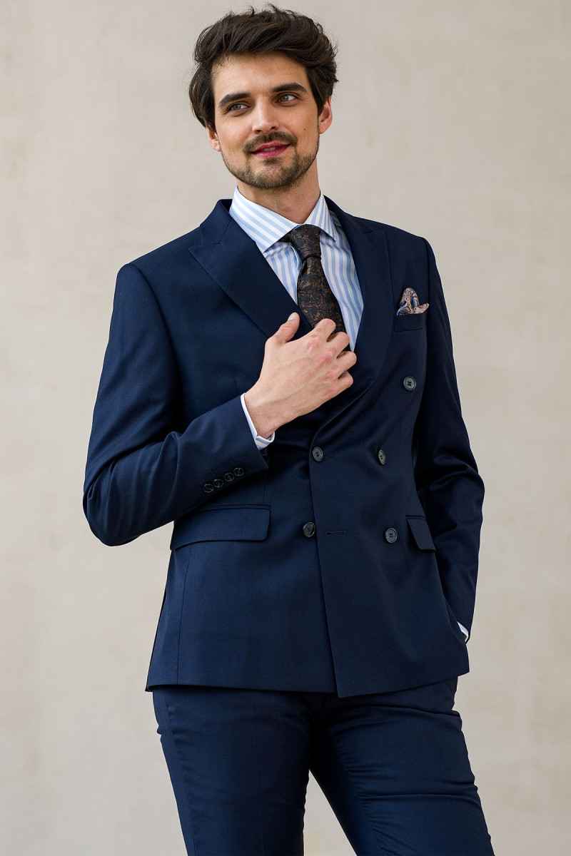 Granatowy garnitur męski dwurzędowy | Villaro