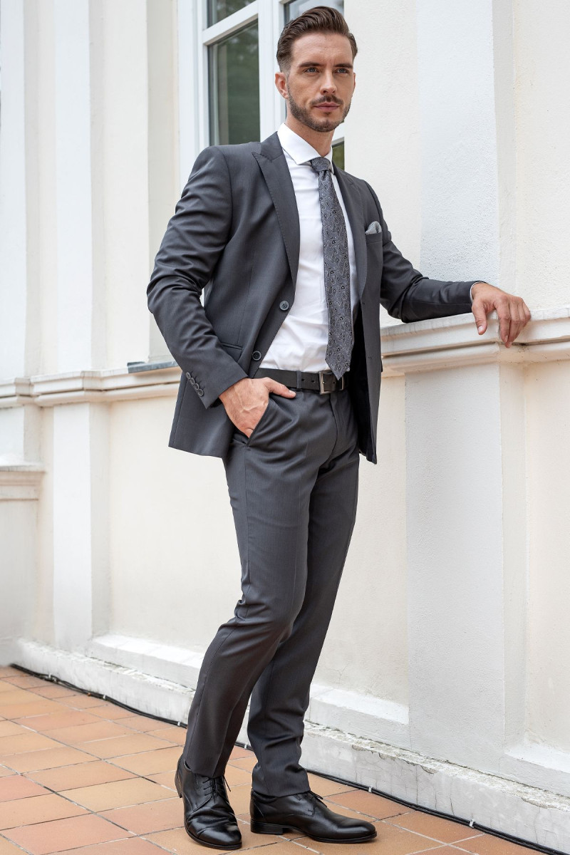 Szary garnitur męski | Villaro