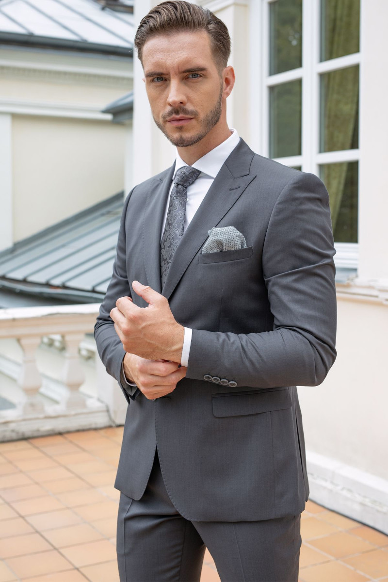 Szary garnitur męski | Villaro
