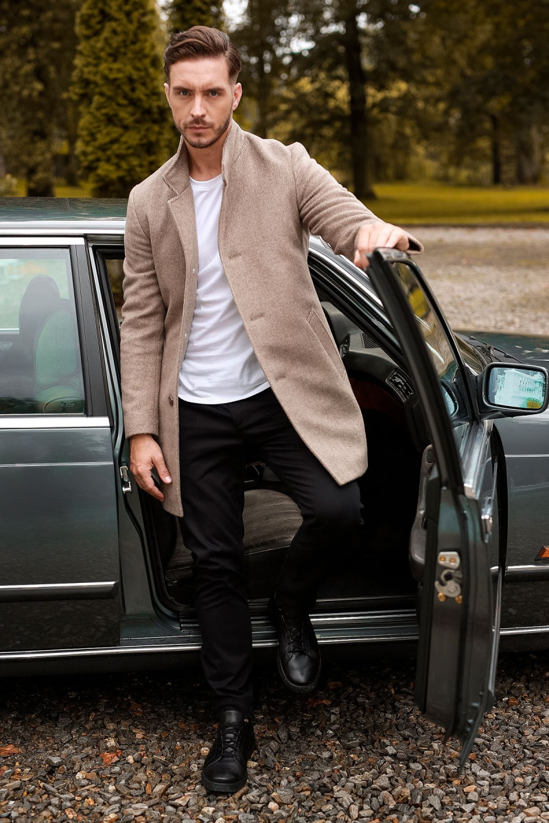 Beżowy Płaszcz Męski Wełna