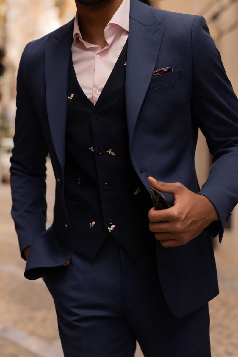 Granatowy garnitur męski 4 way stretch | Villaro