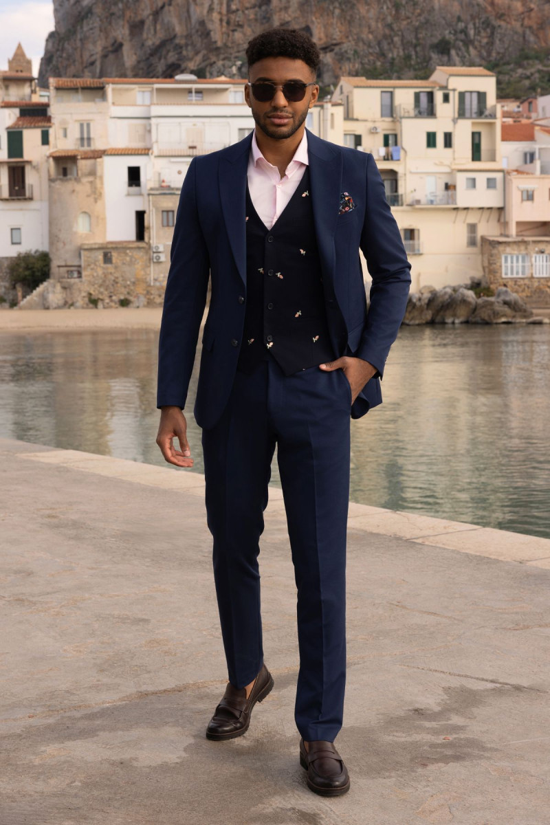 Granatowy garnitur męski 4 way stretch | Villaro