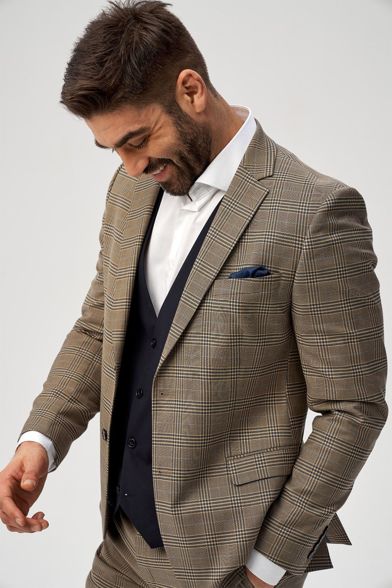 Beżowy garnitur męski wzór krata | Villaro