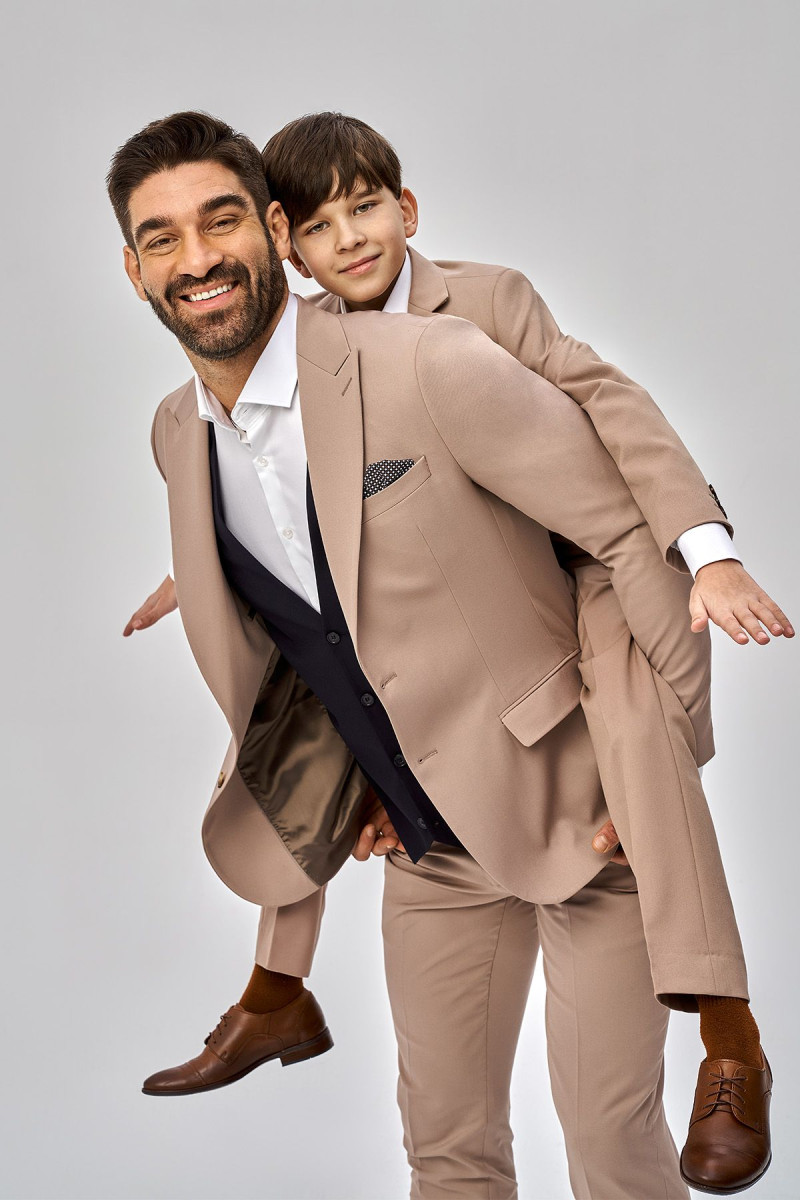 Jasnobeżowy garnitur męski 4 way stretch | Villaro