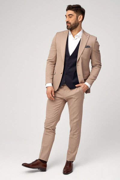 Jasnobeżowy garnitur męski 4 way stretch | Villaro
