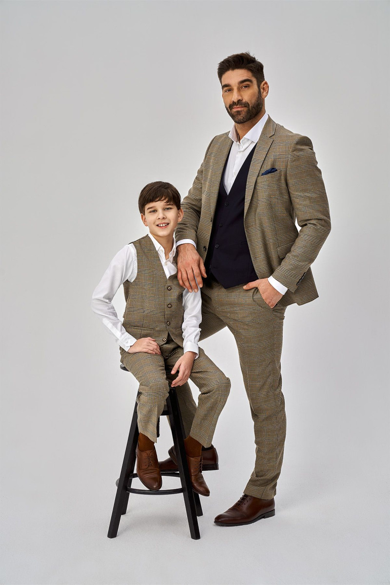 Beżowe spodnie chłopięce wizytowe wzór krata| Villaro