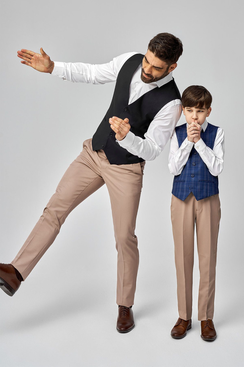 Granatowa kamizelka chłopięca wzór krata | Villaro