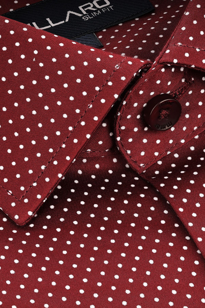 Kołnierzyk koszuli w kroju slim fit w kolorze bordowym