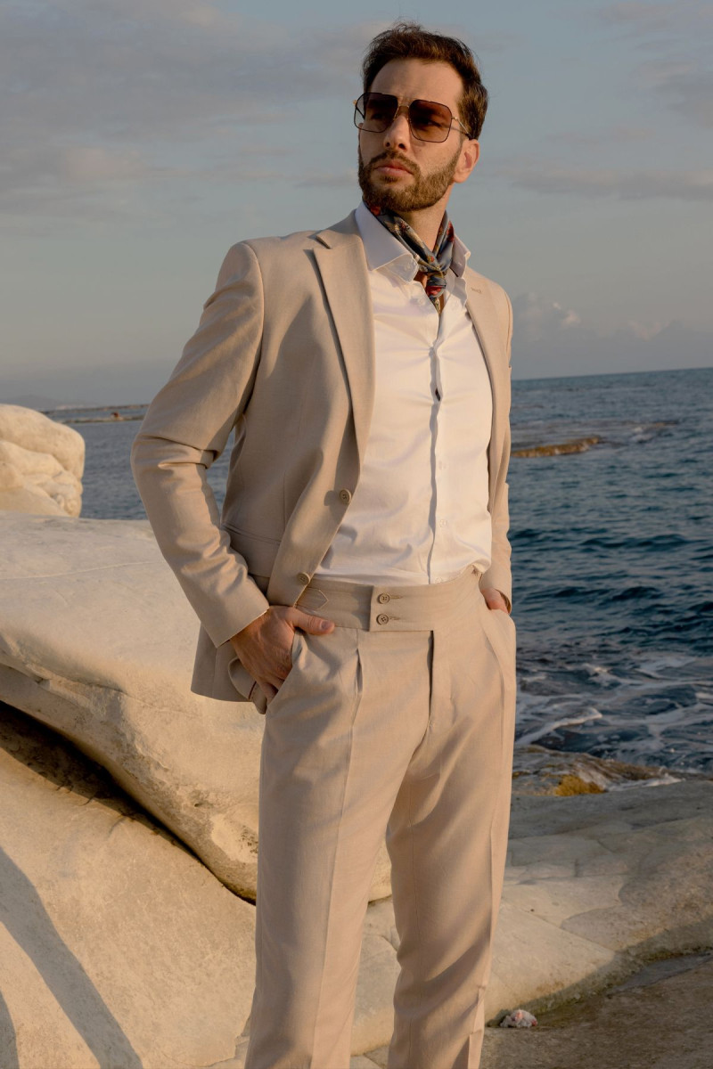 Beżowe spodnie męskie wizytowe len | Villaro