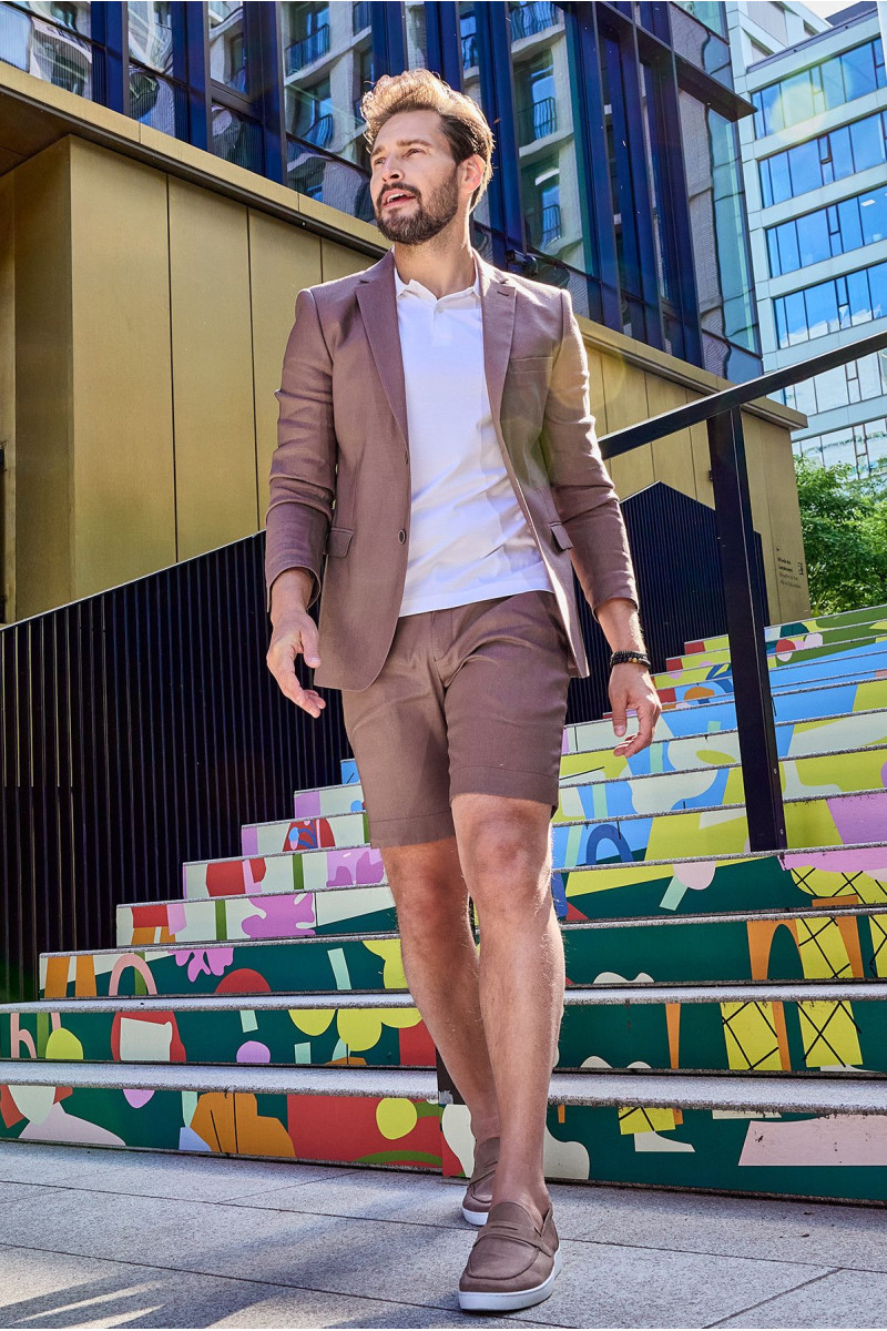 Stylowe białe polo Vimonte z karbowanym kołnierzem i jedwabiem