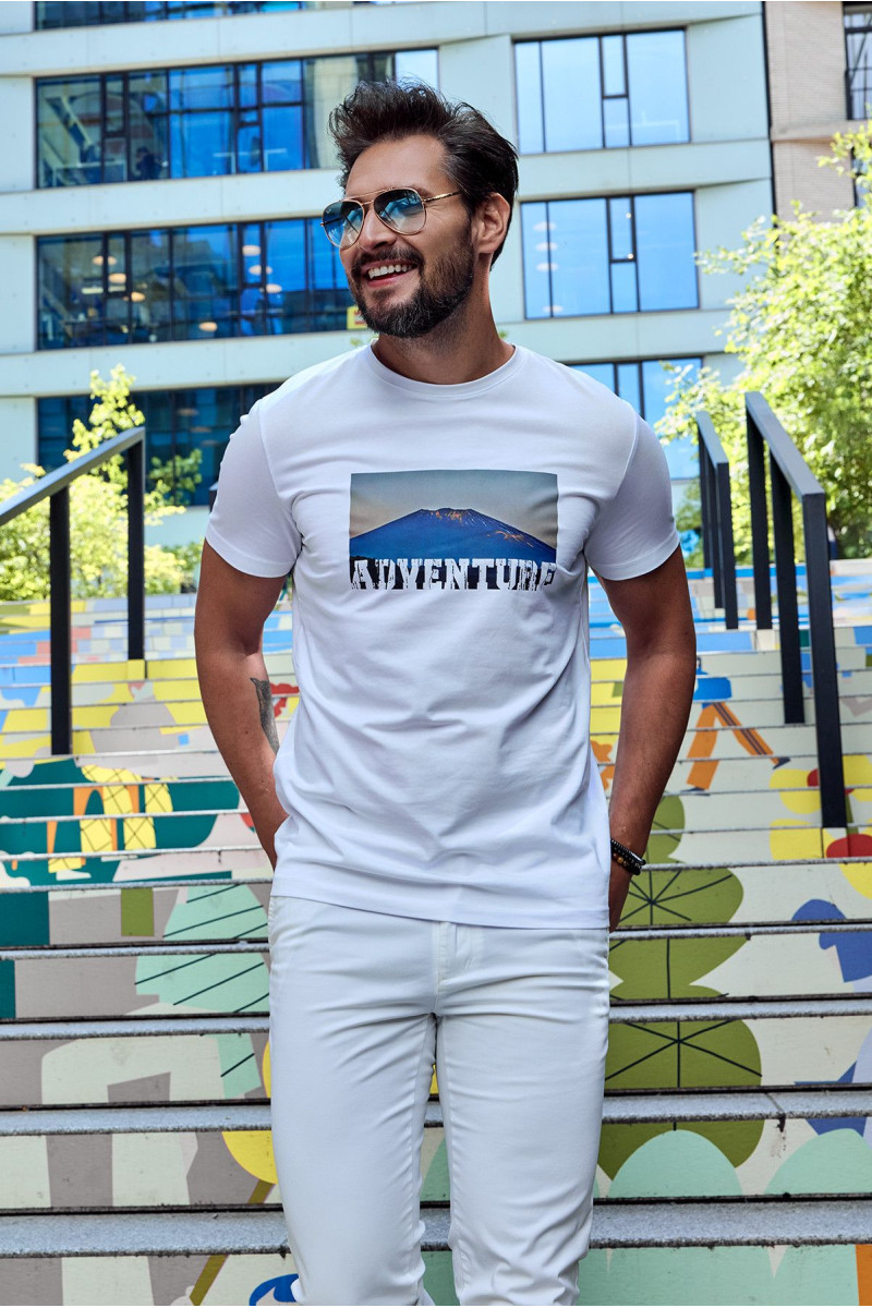 Biała koszulka męska t-shirt wzór adventure | Villaro