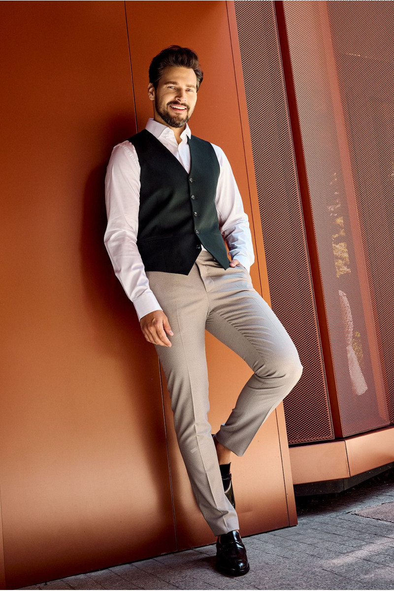 wizytowa koszula biała Villaro- stylizacja