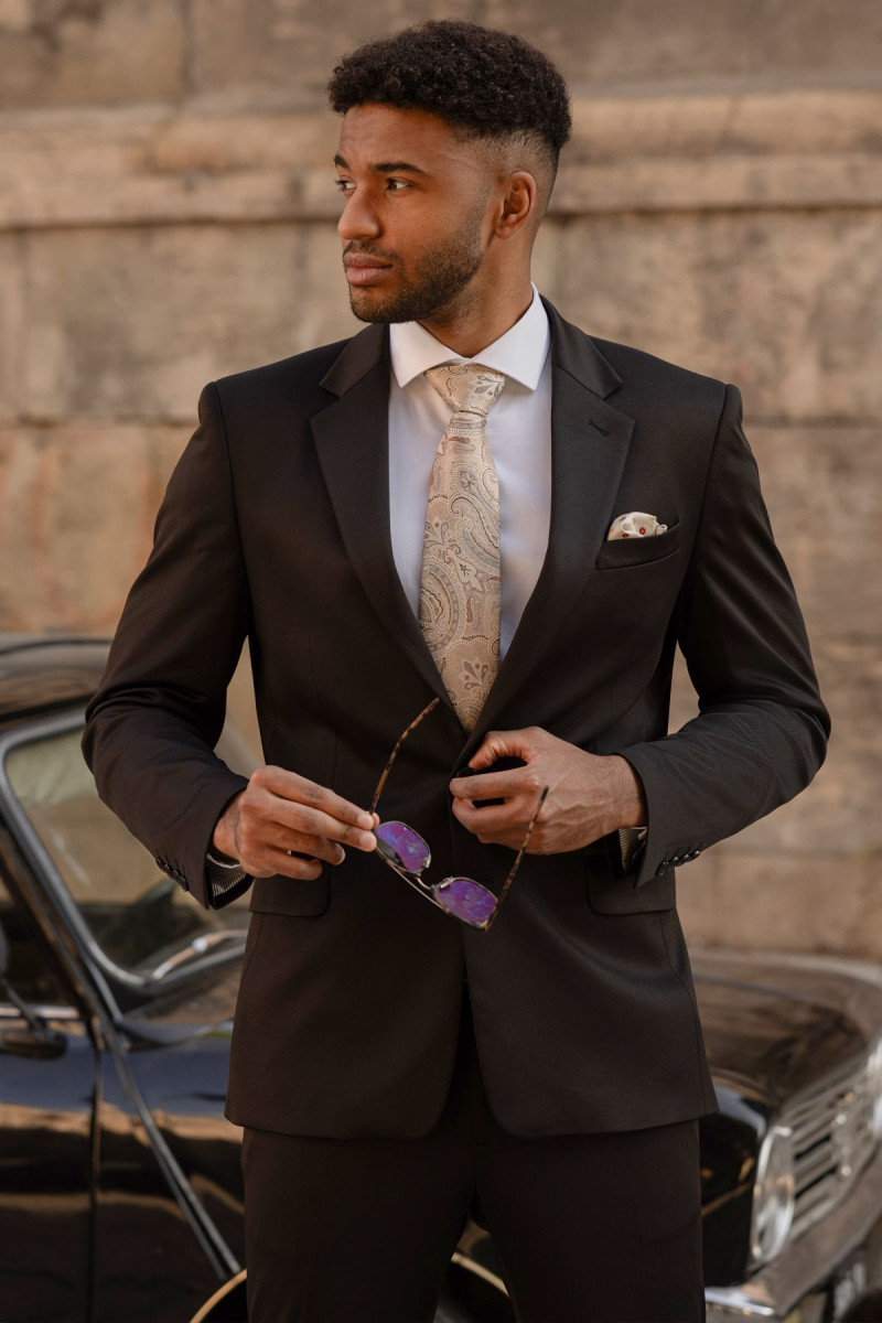 Czarny garnitur męski | Villaro