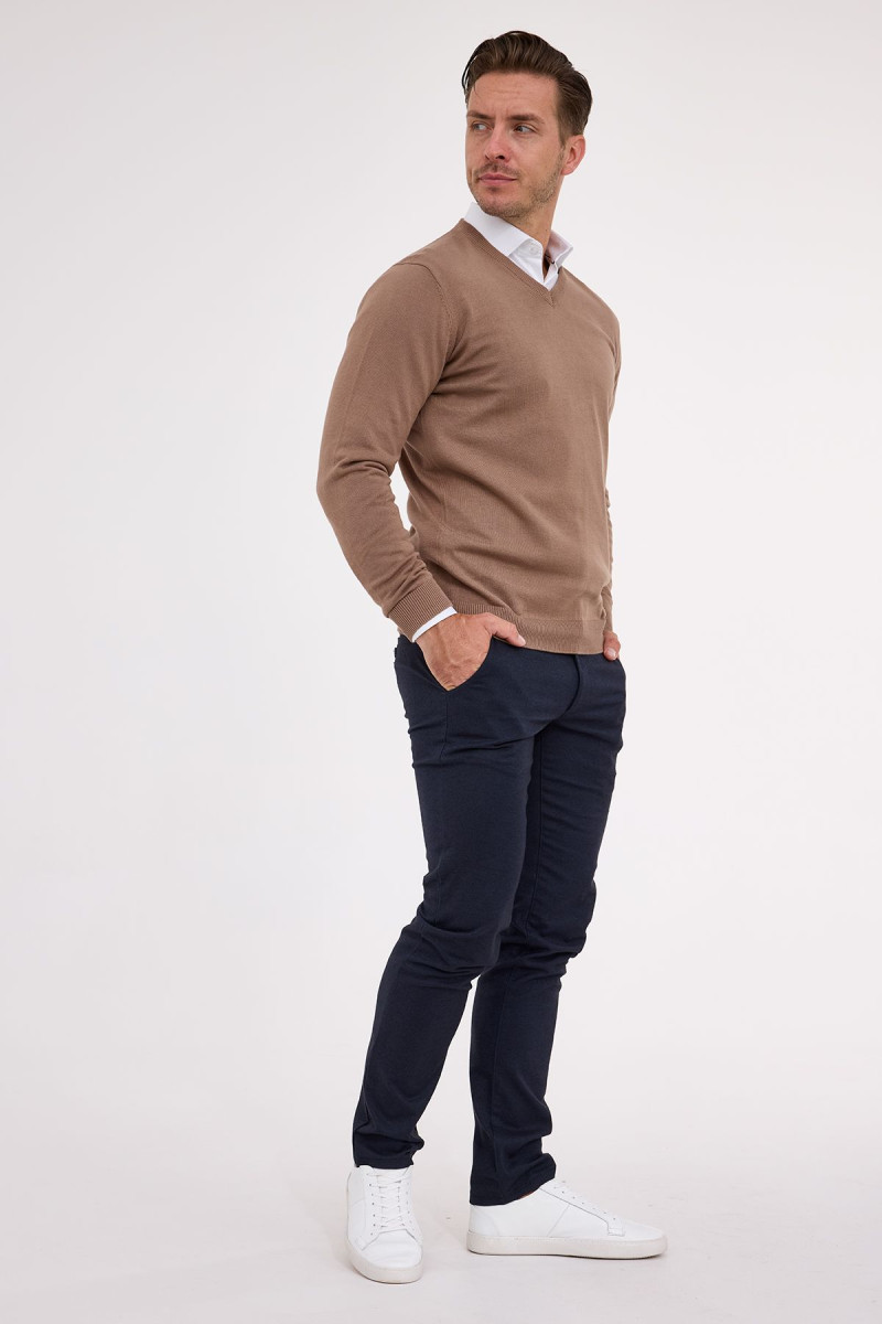 Stylowy beżowy sweter Villaro –moda casual