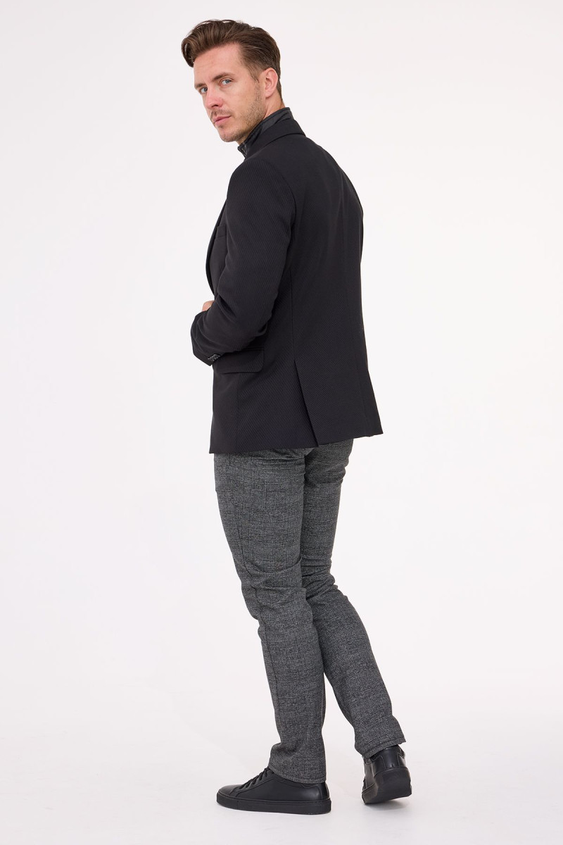 Marynarka męska czarna z podpinką stylizacja widok bokiem