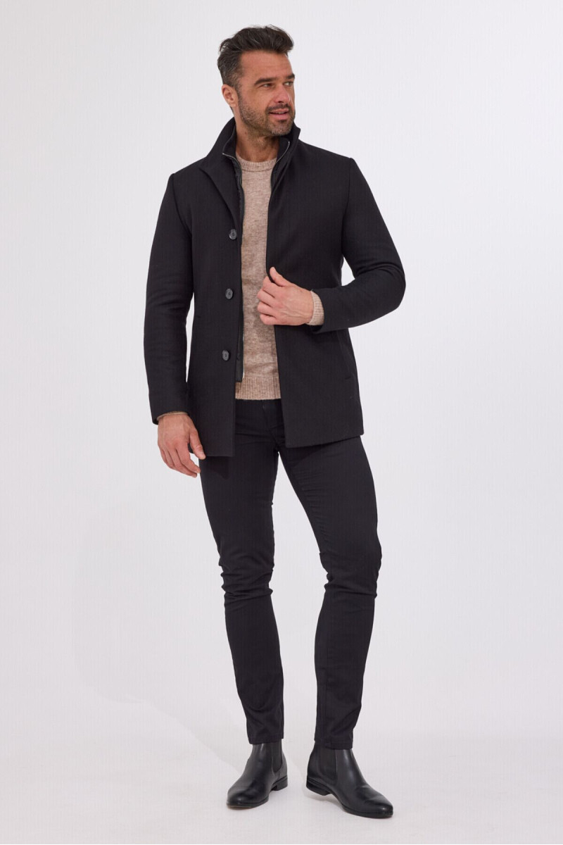 Czarny płaszcz męski Villaro wełniany