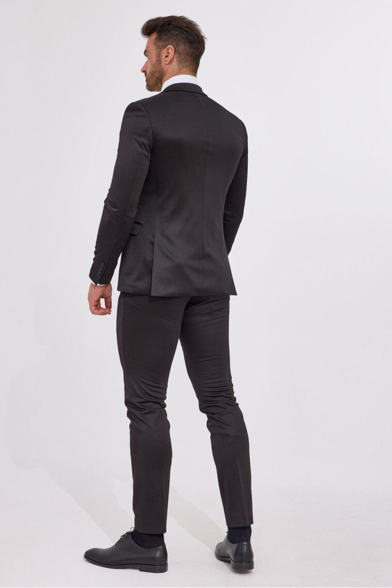 Czarny garnitur męski | Villaro