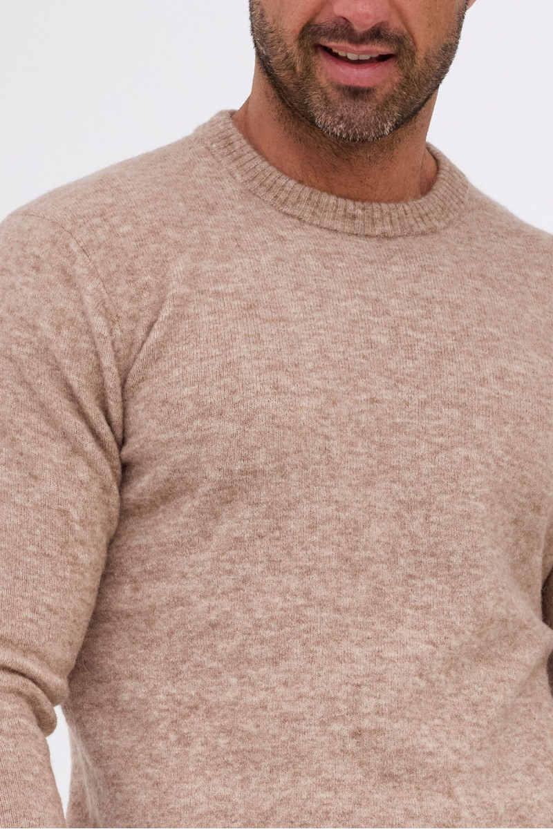 Beżowy sweter męski – elegancja i komfort bawełny | Villaro