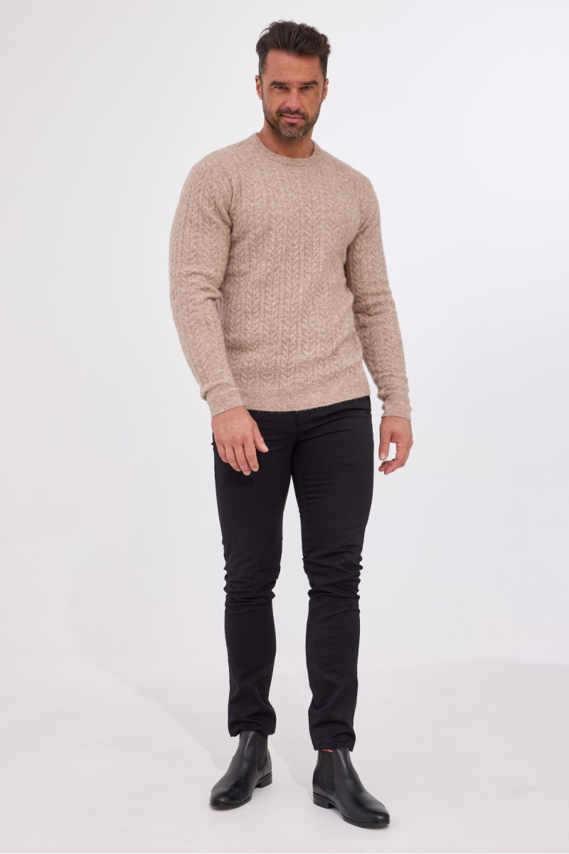 Beżowy sweter męski – elegancja i komfort bawełny | Villaro