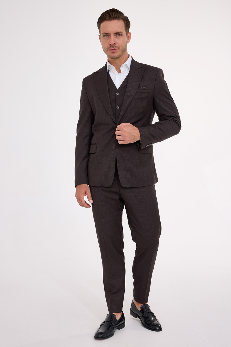 Elegancki garnitur męski Vimonte – wełna 100%