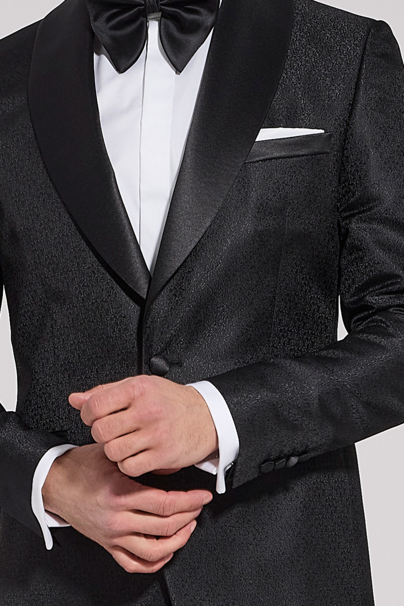 marynarka czarna smokingowa detal struktura materiału