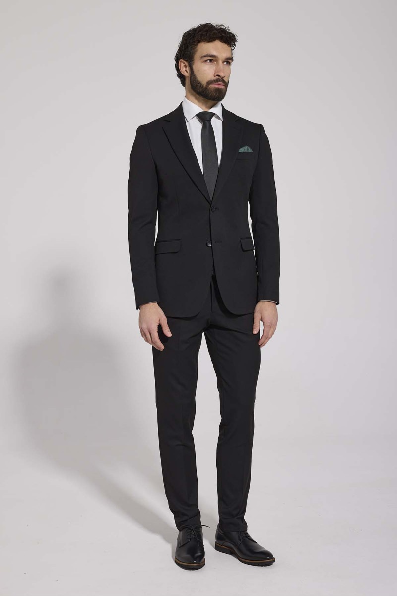 czarny garnitur męski VILLARO slim fit