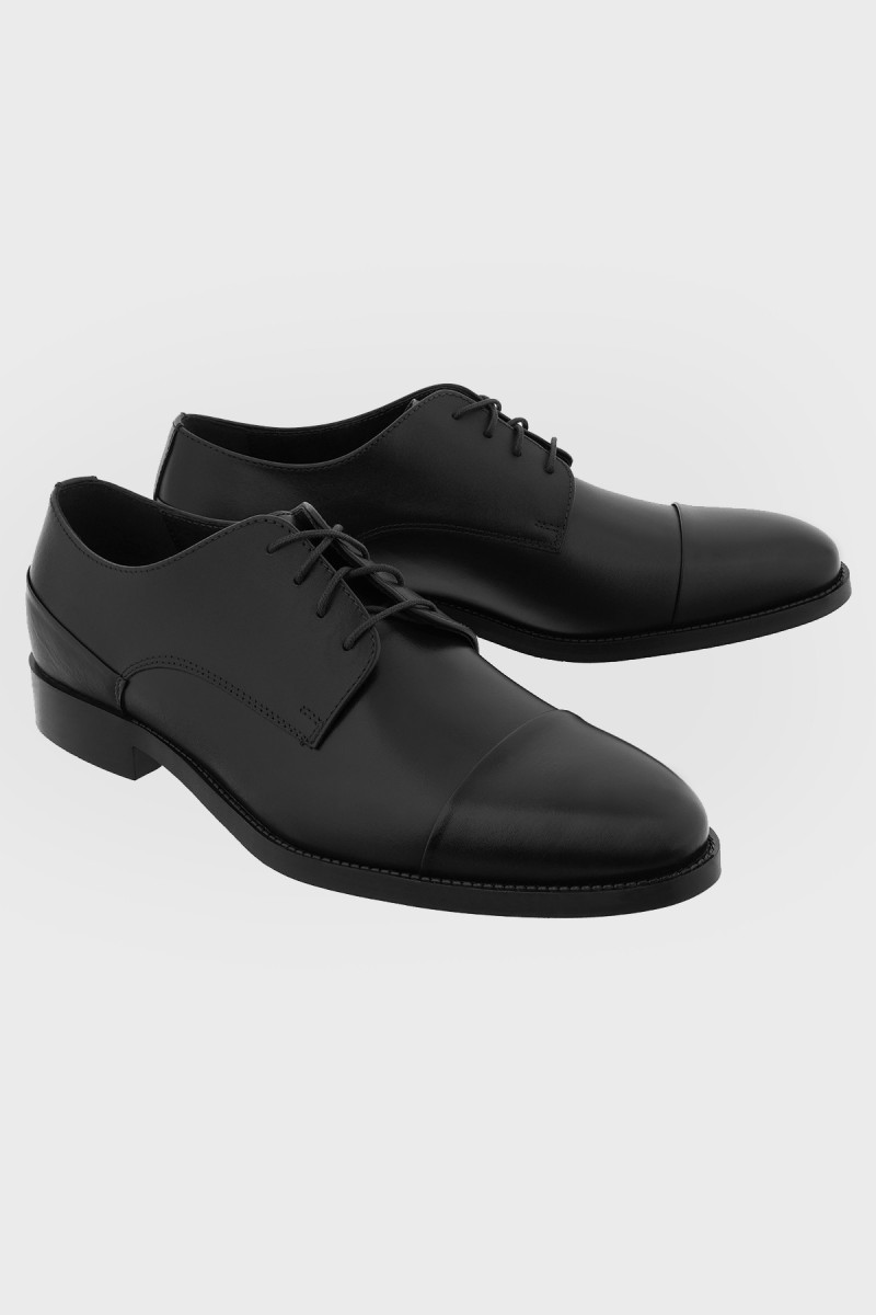 Czarne buty męskie skóra licowa – eleganckie półbuty | Villaro