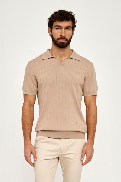 Beżowa koszulka polo męska z krótkim rękawem – elegancki model slim fit