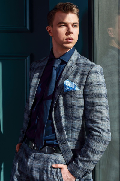 garnitur męski VILLARO szary w kratę stylizacja biznesowa