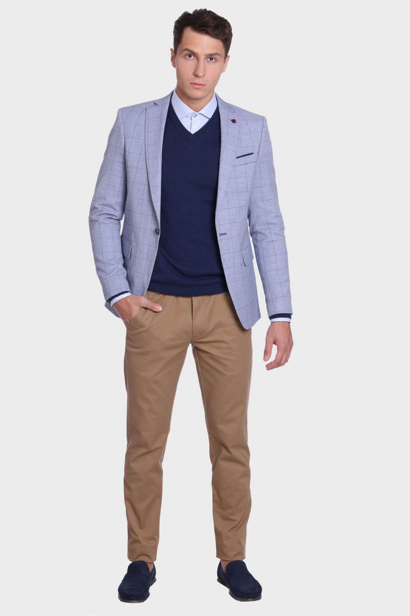 Szara marynarka Slim Fit stylizacja biznesowa