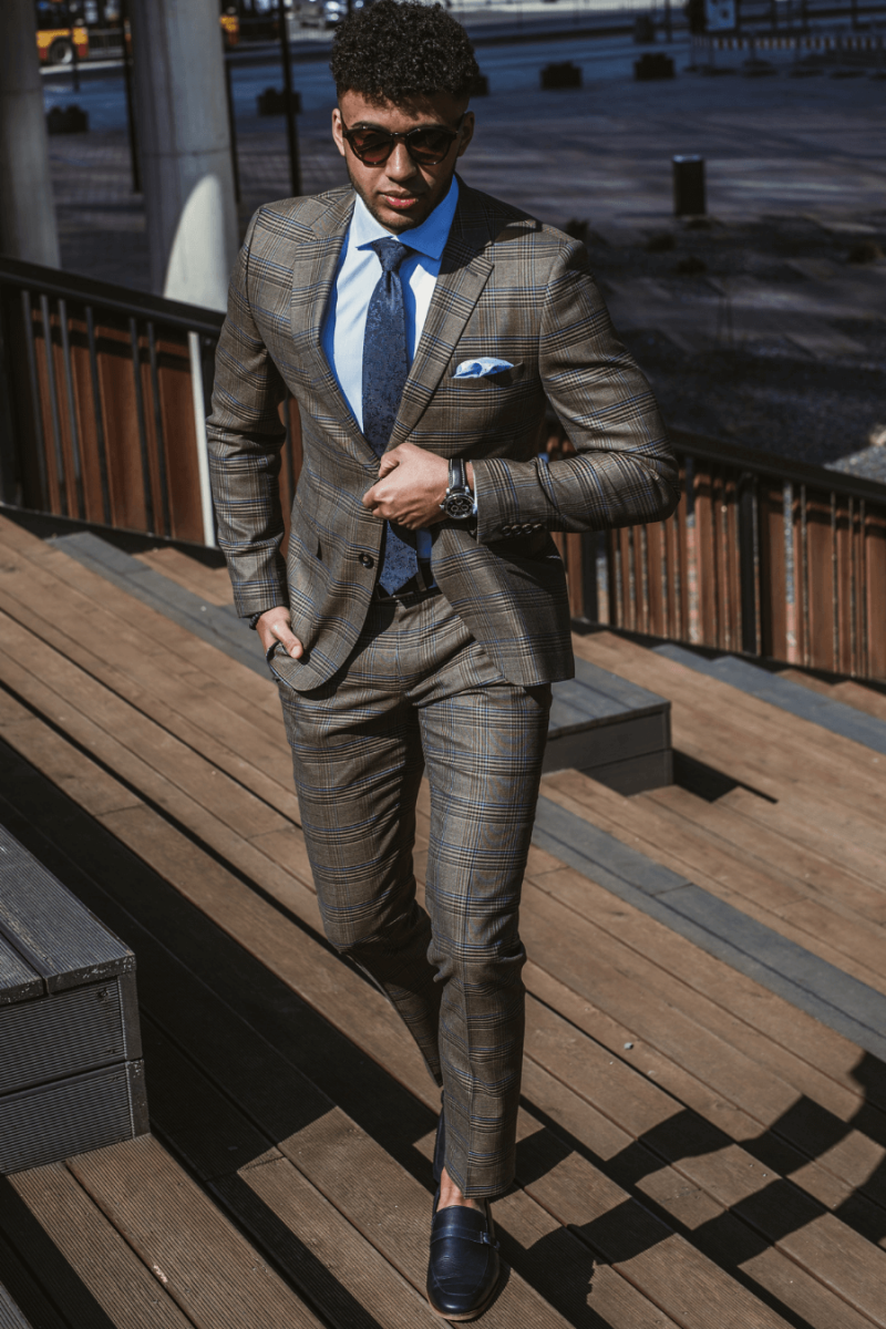 elegancki garnitur VIMONTE brązowy do pracy