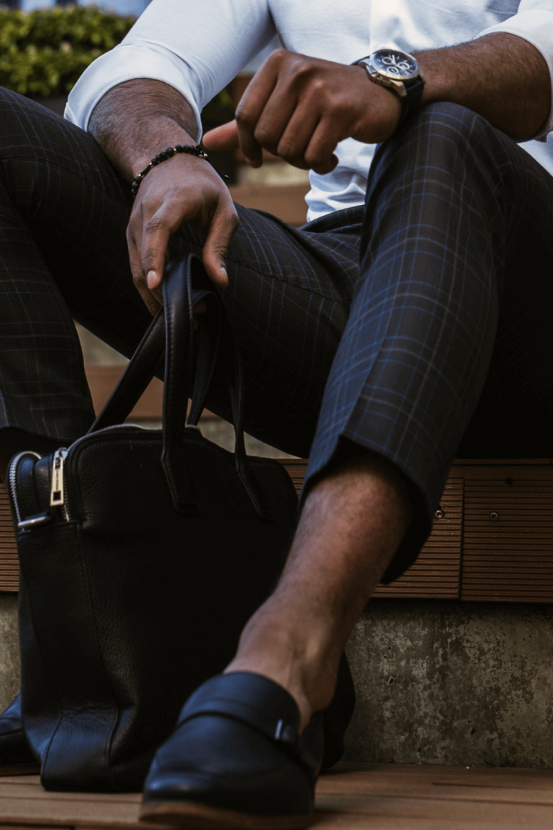 spodnie wizytowe z delikatnym kantem